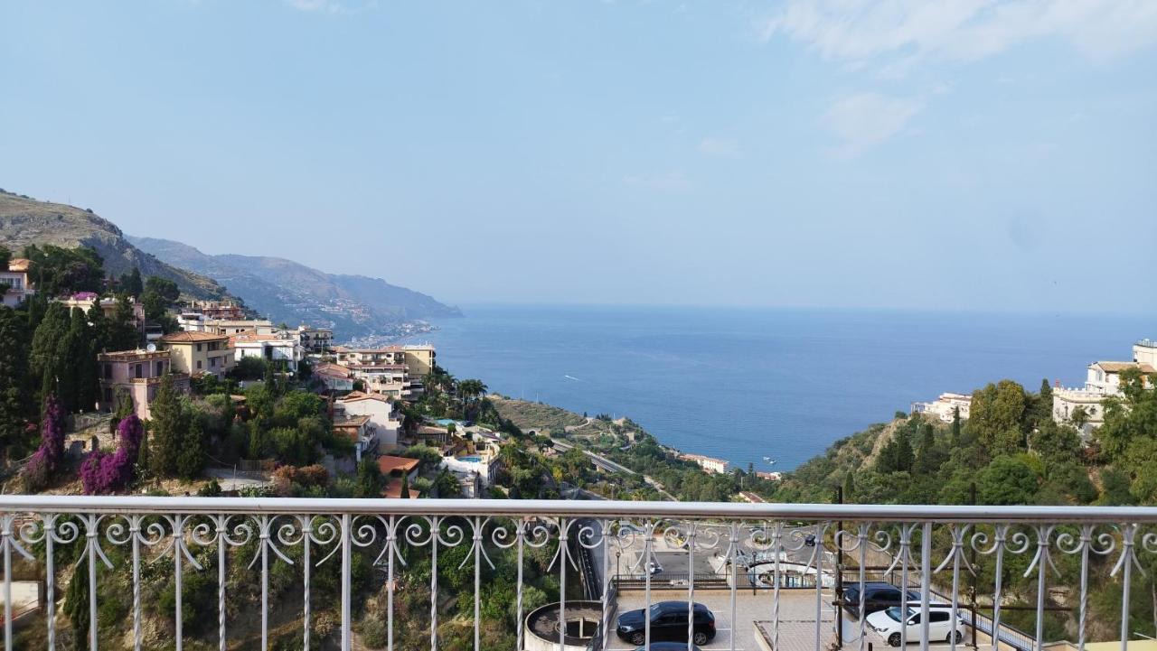 Casa Carmela Panoramic Center Apartment Таормина Екстериор снимка