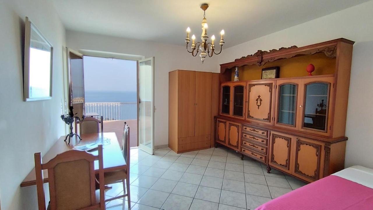 Casa Carmela Panoramic Center Apartment Таормина Екстериор снимка